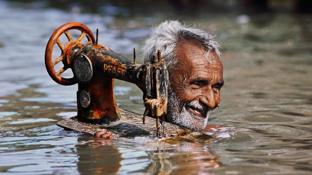 initiationphoto - Steve McCurry