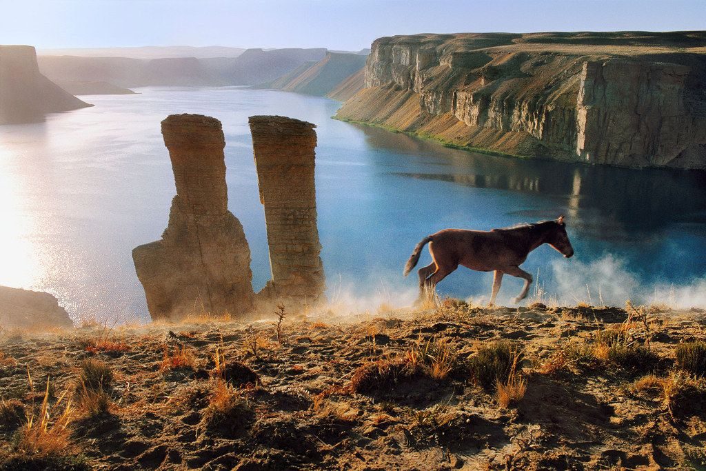 initiationphoto - Steve McCurry